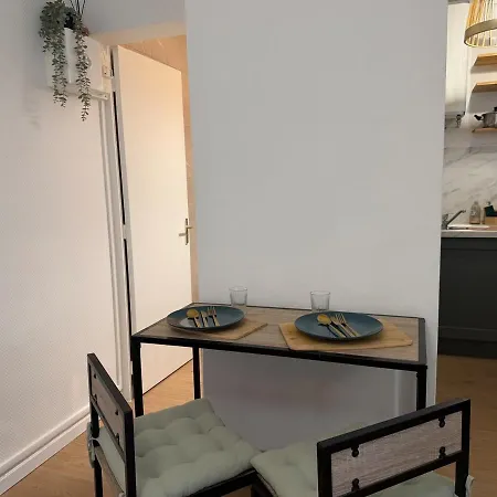 Cosy & Lumineux Avec Veranda Privative Lejlighed