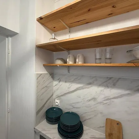 Cosy & Lumineux Avec Veranda Privative Lägenhet *